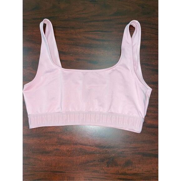 PINK Victoria’s Secret Ultimate Lightly Lined Medium Sports Bra - Picture 1 of 5